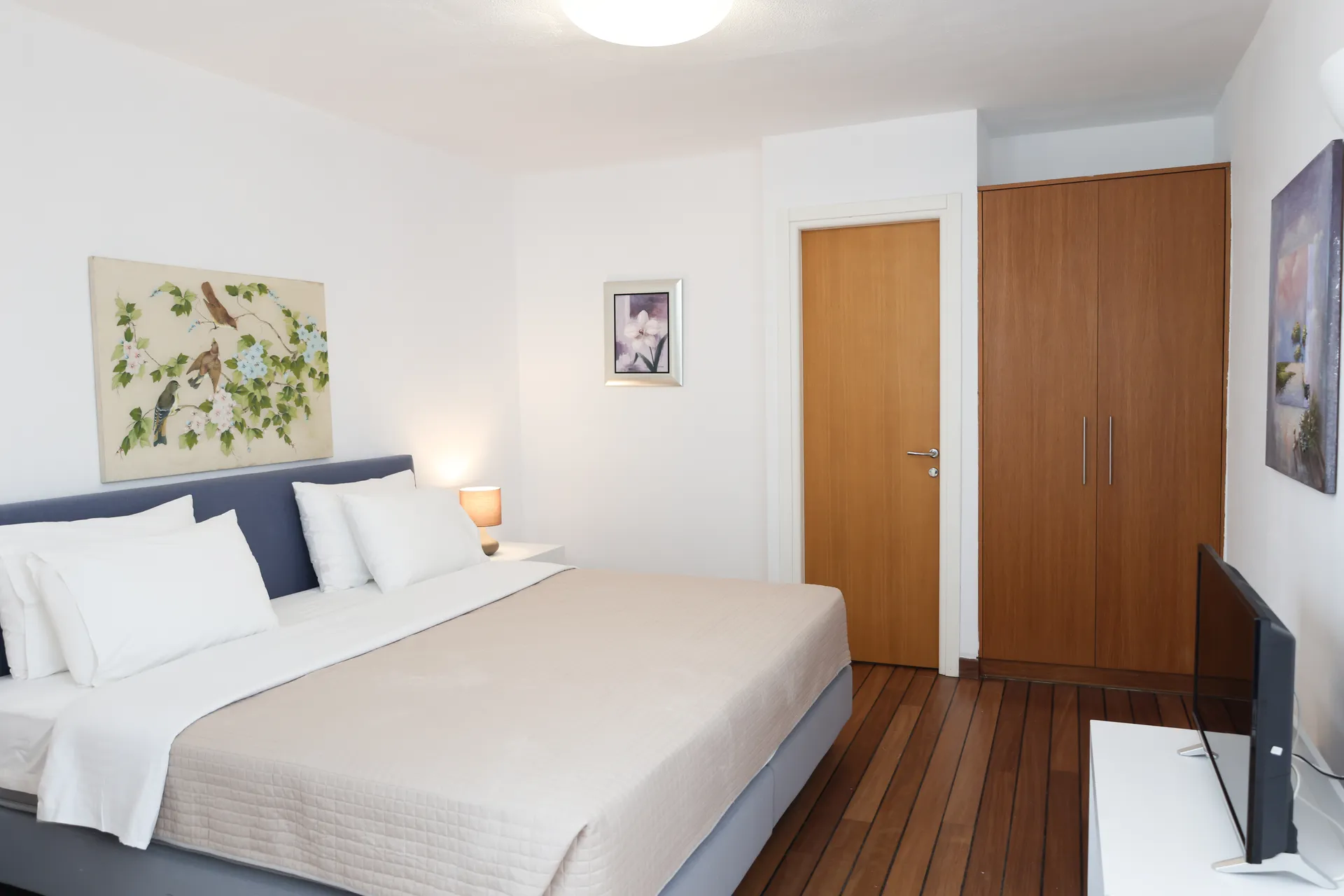 Tiara Holidays - Kanapitsa Mare Hotel - superior suite bedroom